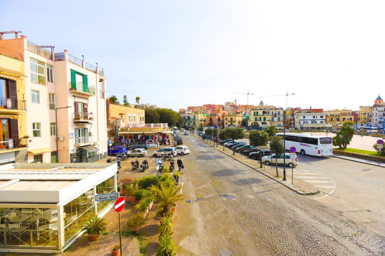 B&B Piazza A Mare Pozzuoli Exterior foto